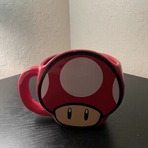 2019 Nintendo Super MARIO Red & White MUSHROOM Power-up coffee Mug Cup Paladone